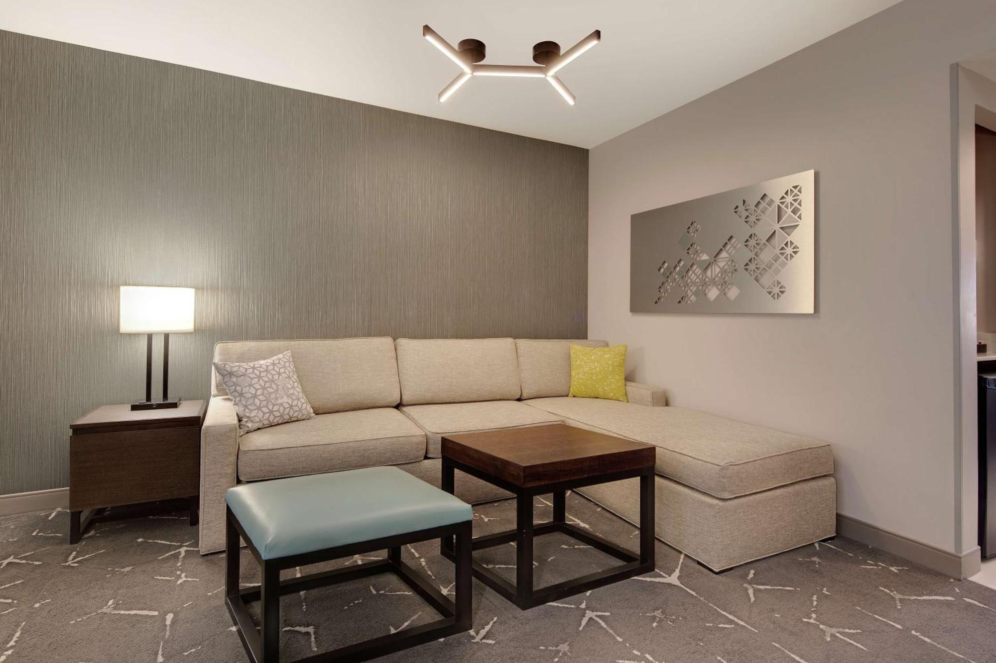 Embassy Suites By Hilton Atlanta Perimeter Center Sandy Springs Exterior foto